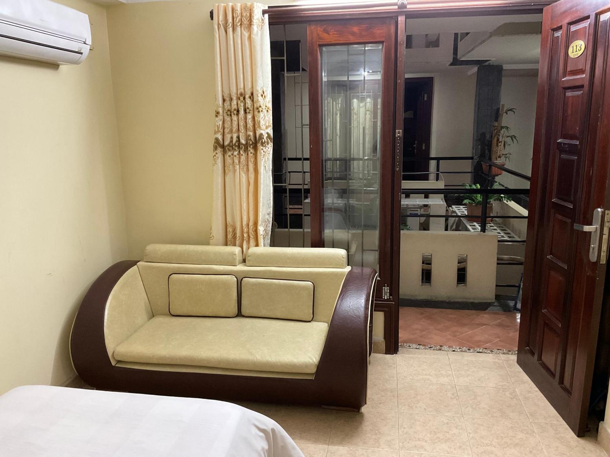 Hotel Khach San Minh Chau - Hoa Hung Ho Či Minovo Město Exteriér fotografie