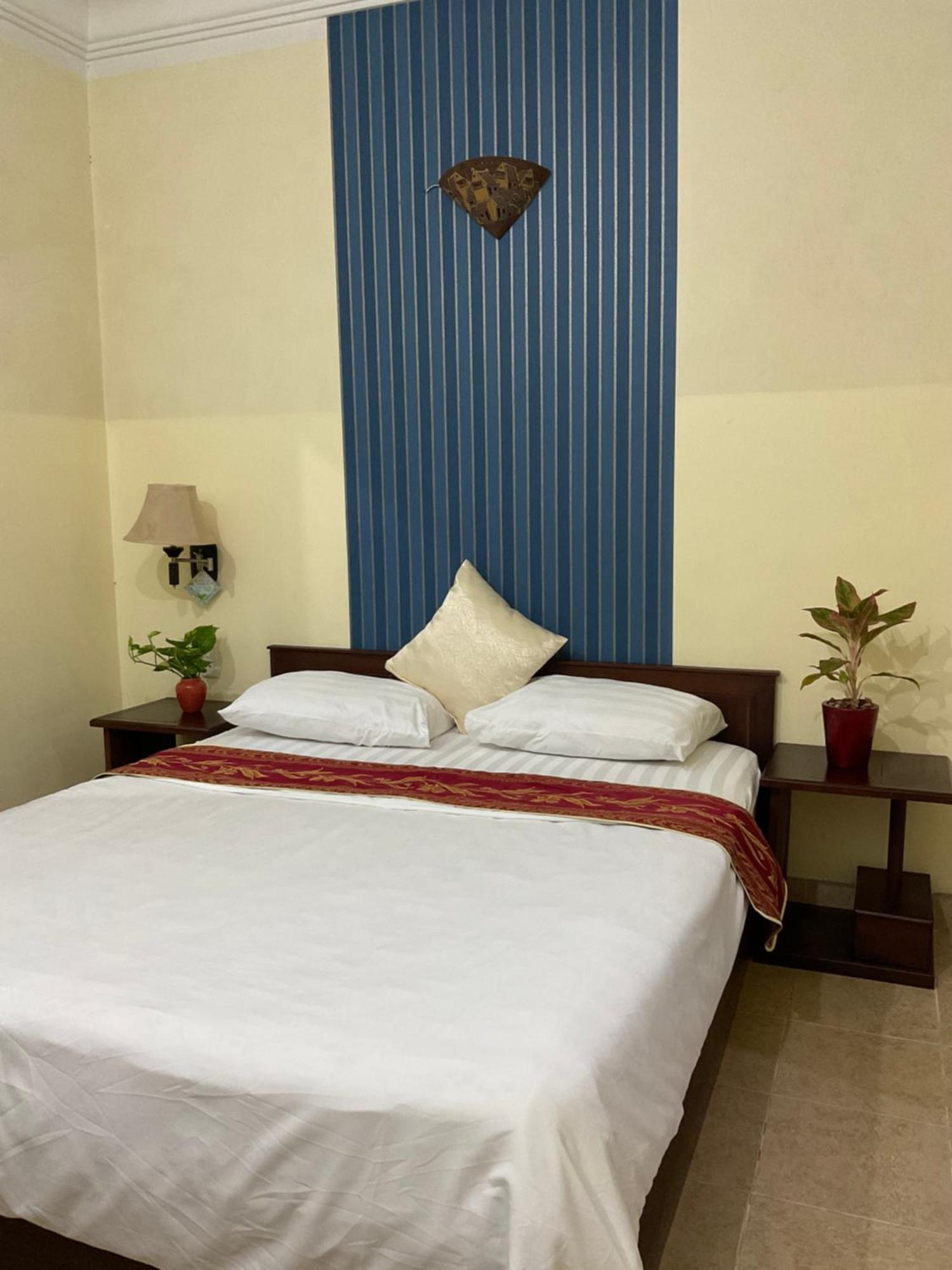 Hotel Khach San Minh Chau - Hoa Hung Ho Či Minovo Město Exteriér fotografie