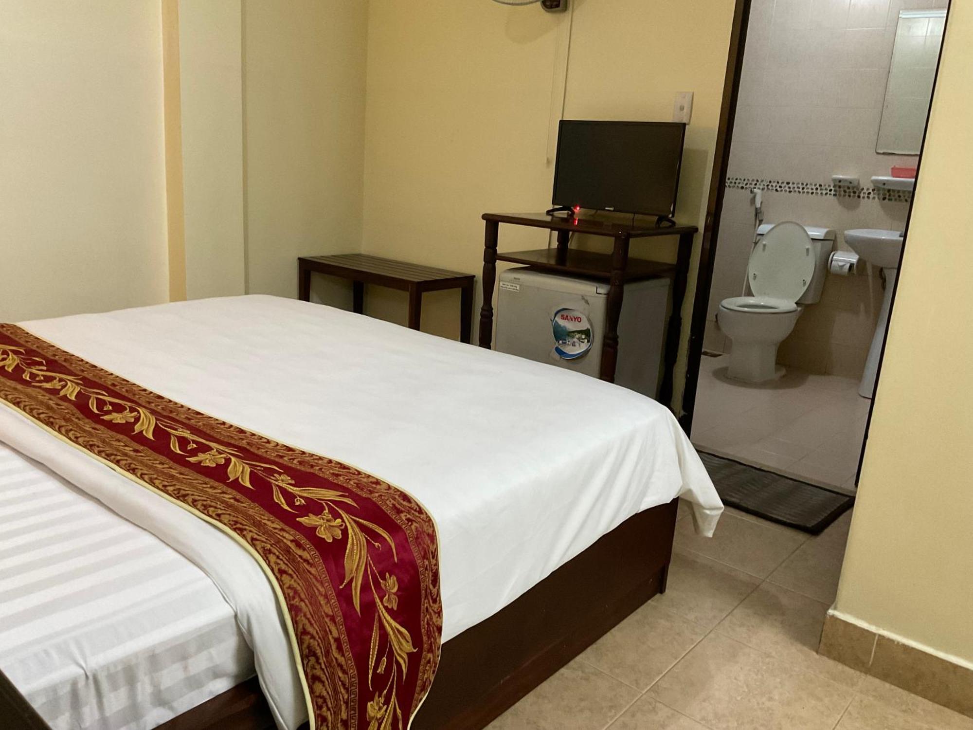 Hotel Khach San Minh Chau - Hoa Hung Ho Či Minovo Město Exteriér fotografie