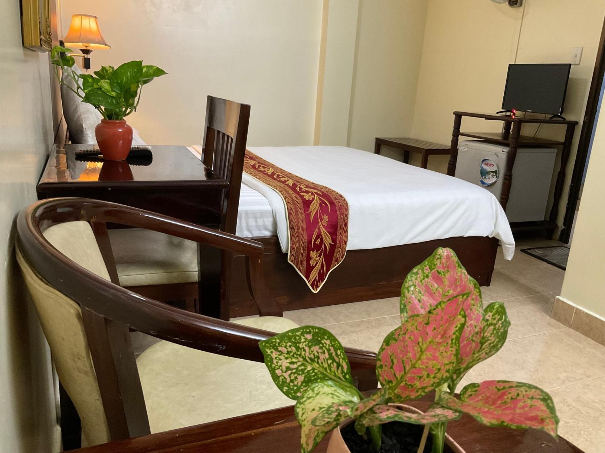 Hotel Khach San Minh Chau - Hoa Hung Ho Či Minovo Město Exteriér fotografie