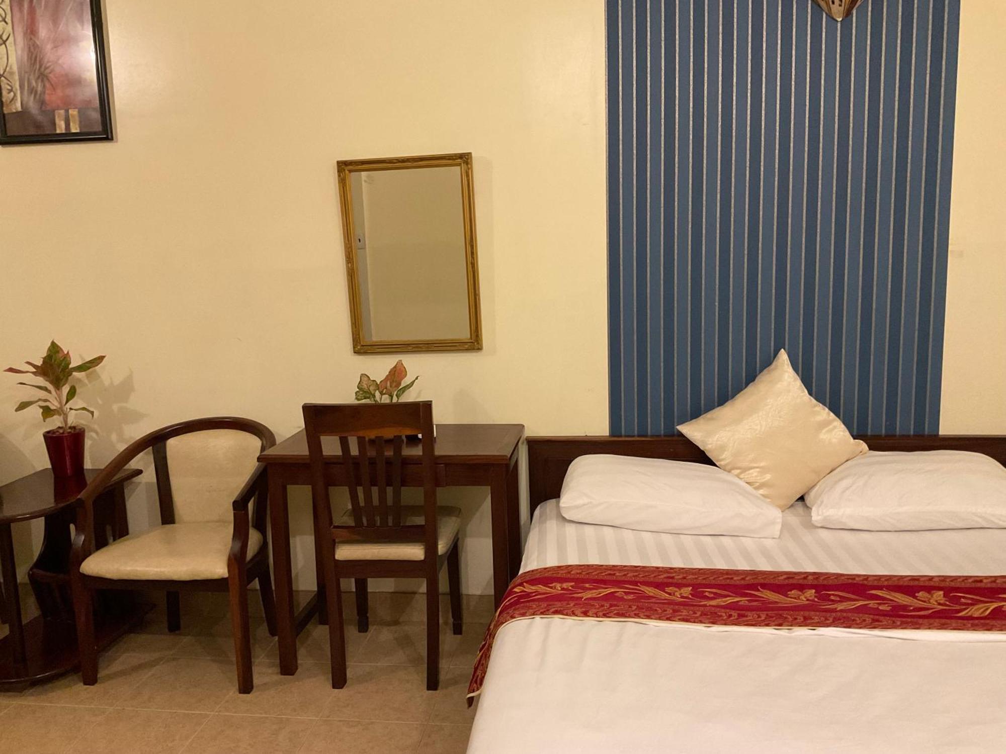 Hotel Khach San Minh Chau - Hoa Hung Ho Či Minovo Město Exteriér fotografie