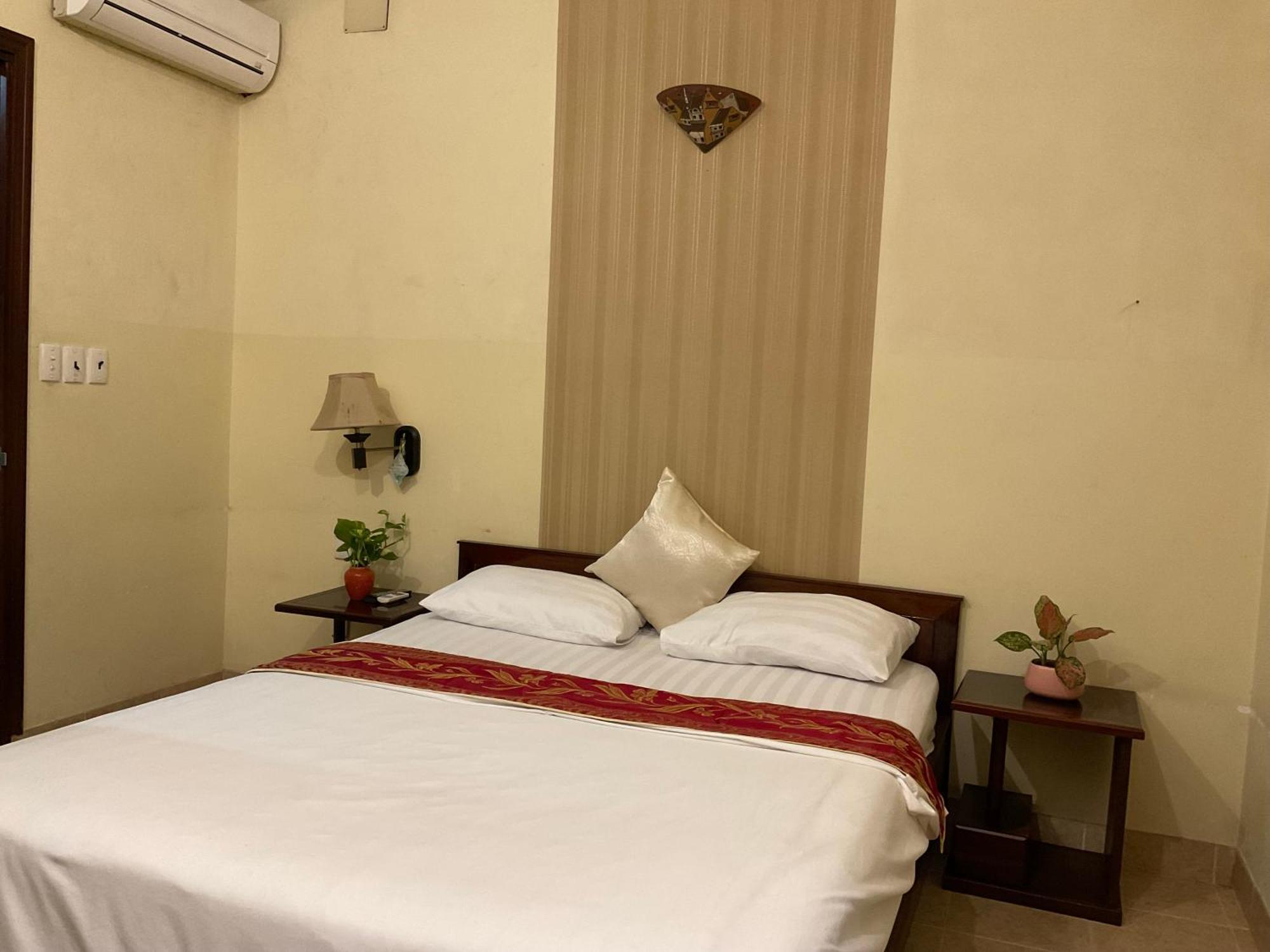 Hotel Khach San Minh Chau - Hoa Hung Ho Či Minovo Město Exteriér fotografie