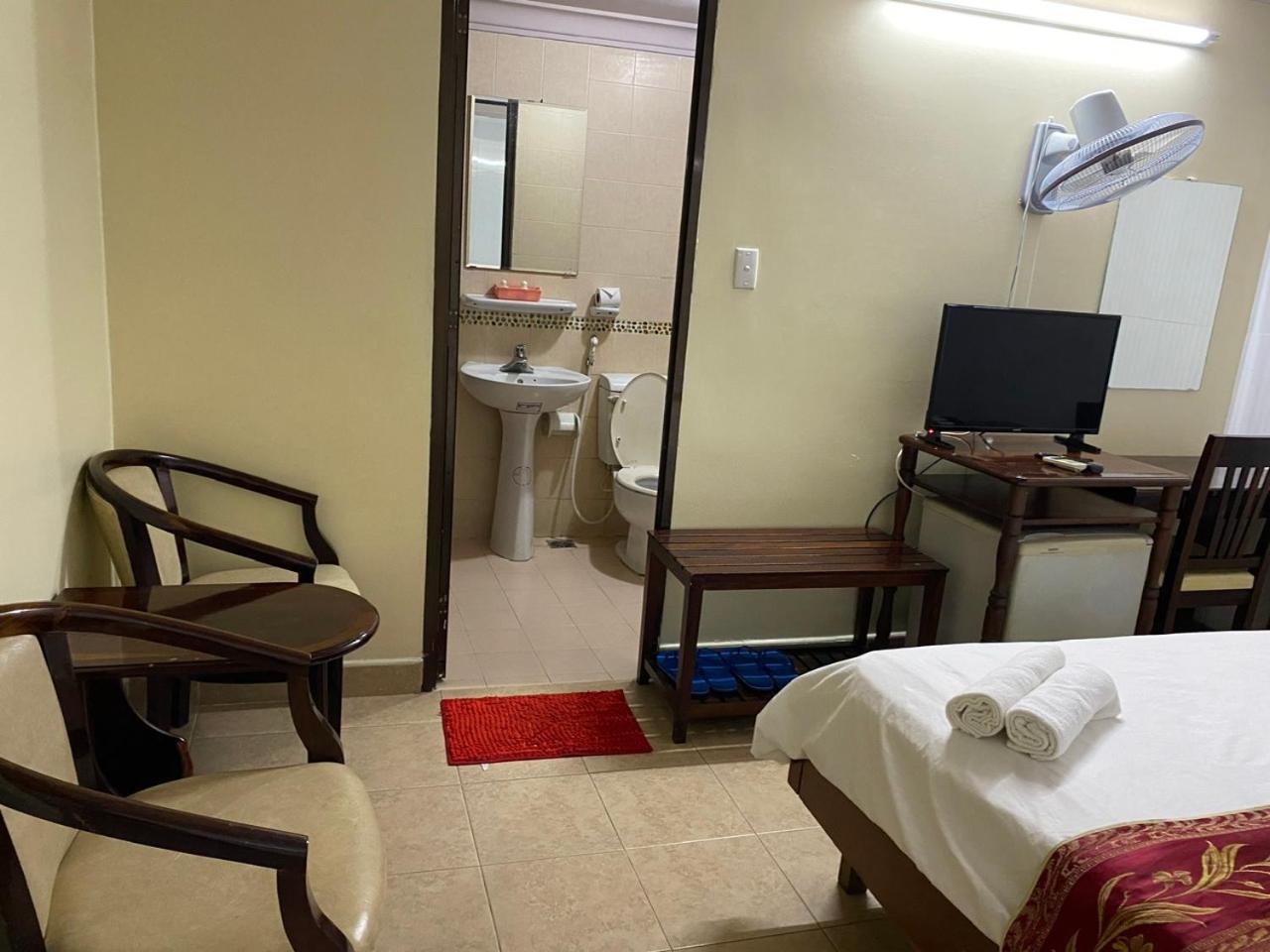 Hotel Khach San Minh Chau - Hoa Hung Ho Či Minovo Město Exteriér fotografie